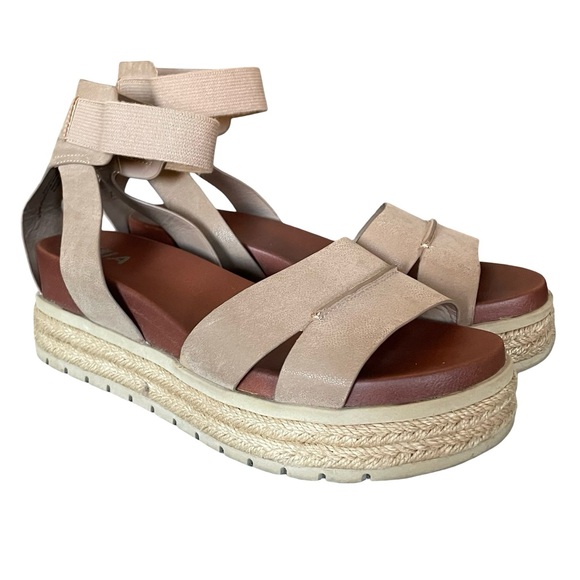 MIA Shoes - Mia Kaylyn Platform Sandals Size 9